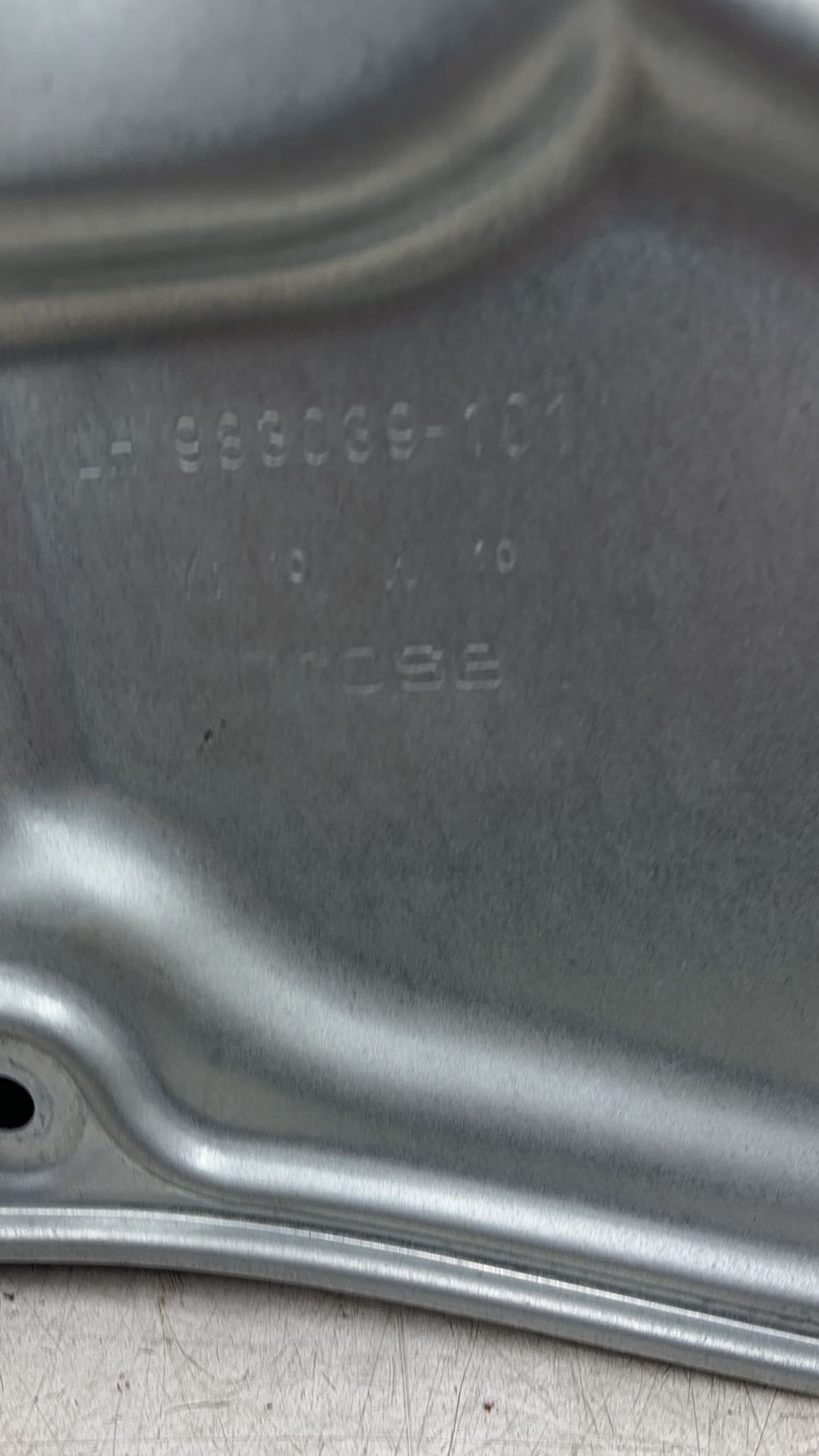 2010 Volvo XC70  Estate WINDOW REG (PASSENGER SIDE FRONT 30661065