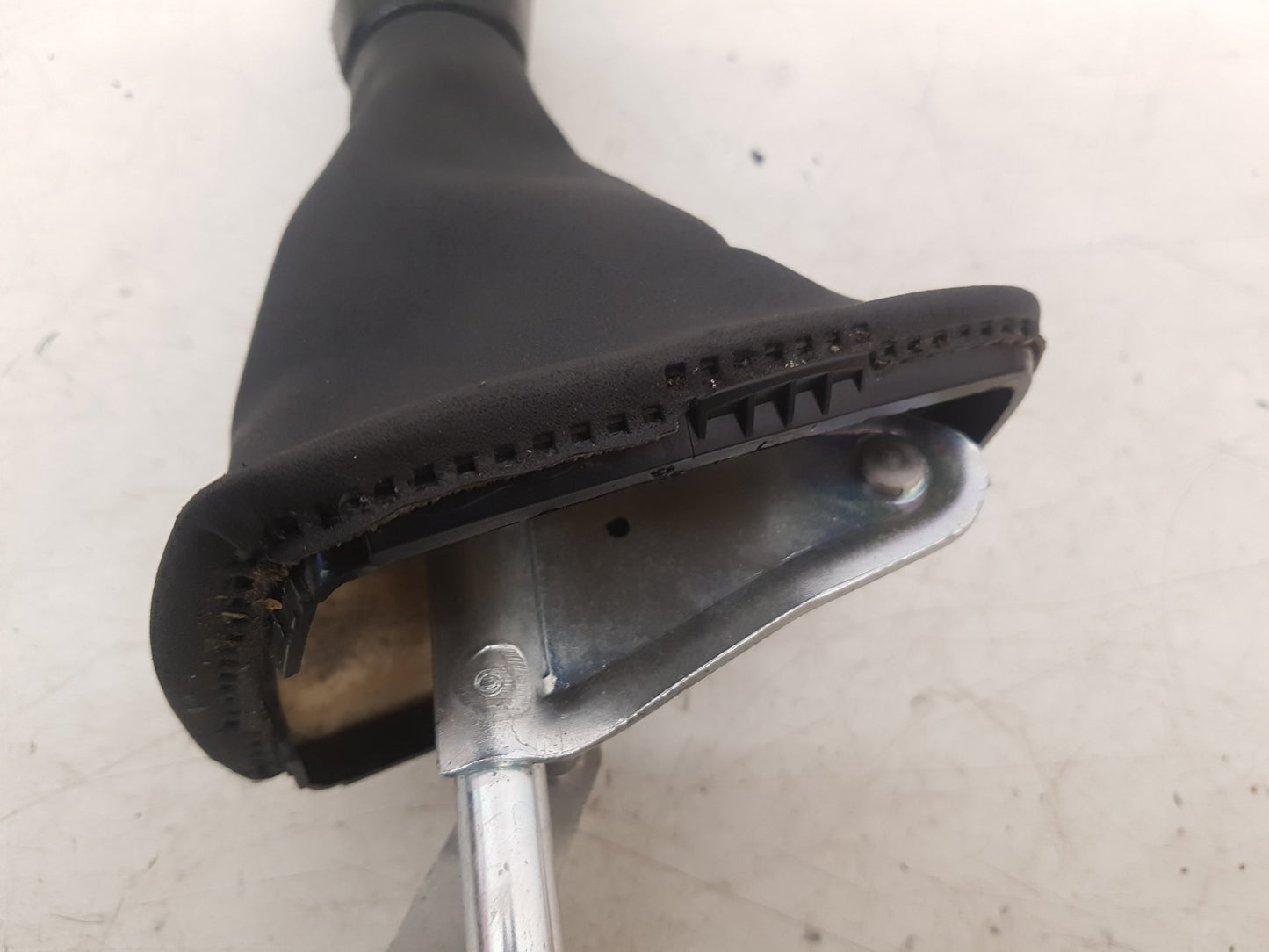 2006 - 2012 Volvo C30  Hatchback GEAR STICK 31280762