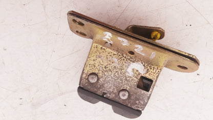 2000 - 2004 Volvo V40  Estate BOOT LOCK MECHANISM
