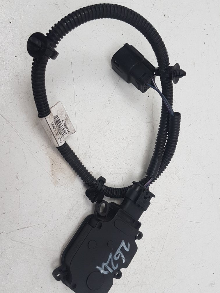 2015 - 2019 Volvo V40 Cross Country  Hatchback HEATER BOX SERVO MOTOR 31455612