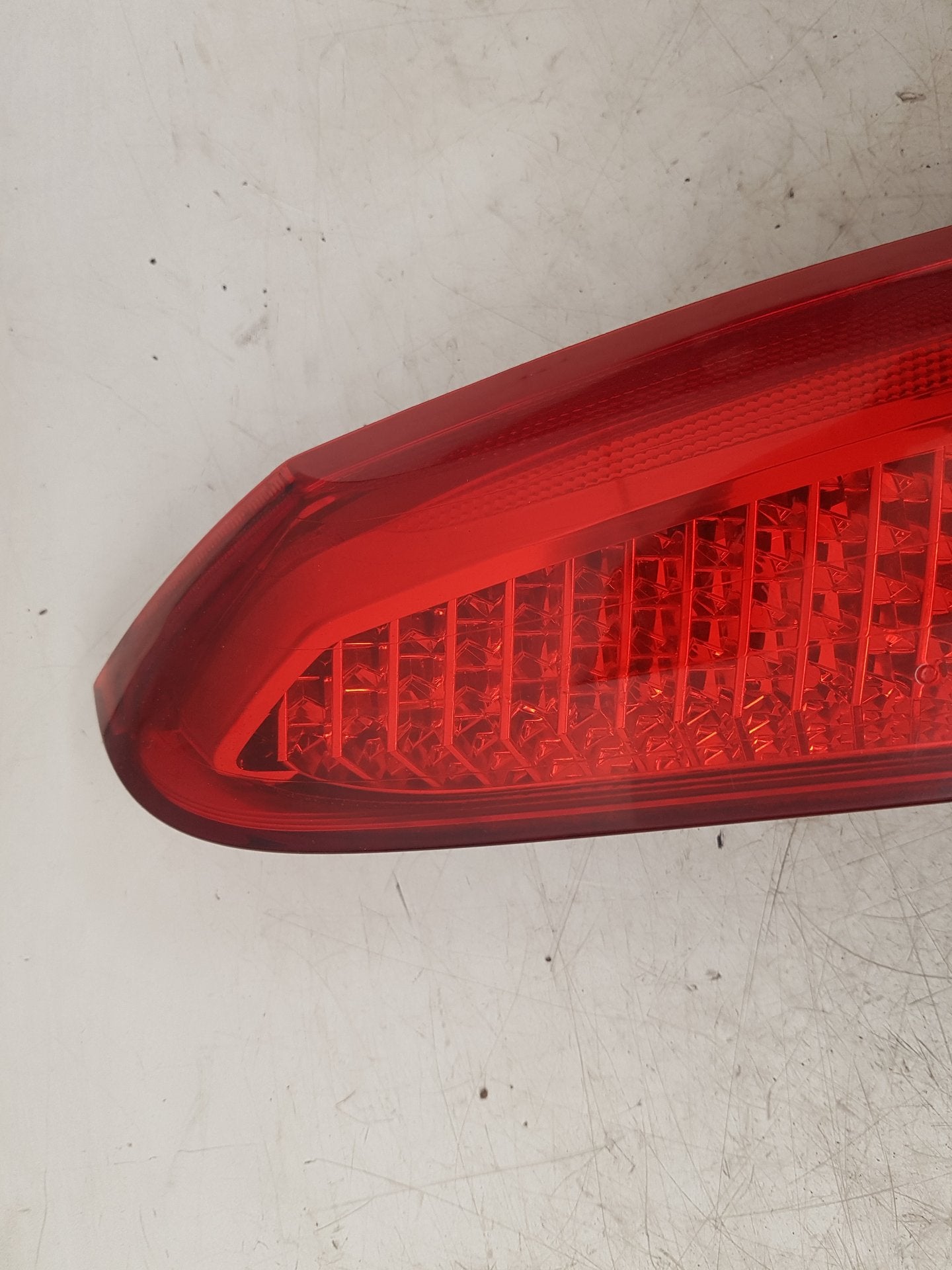 2004 - 2007 Volvo XC70  Estate Right Taillight 160986