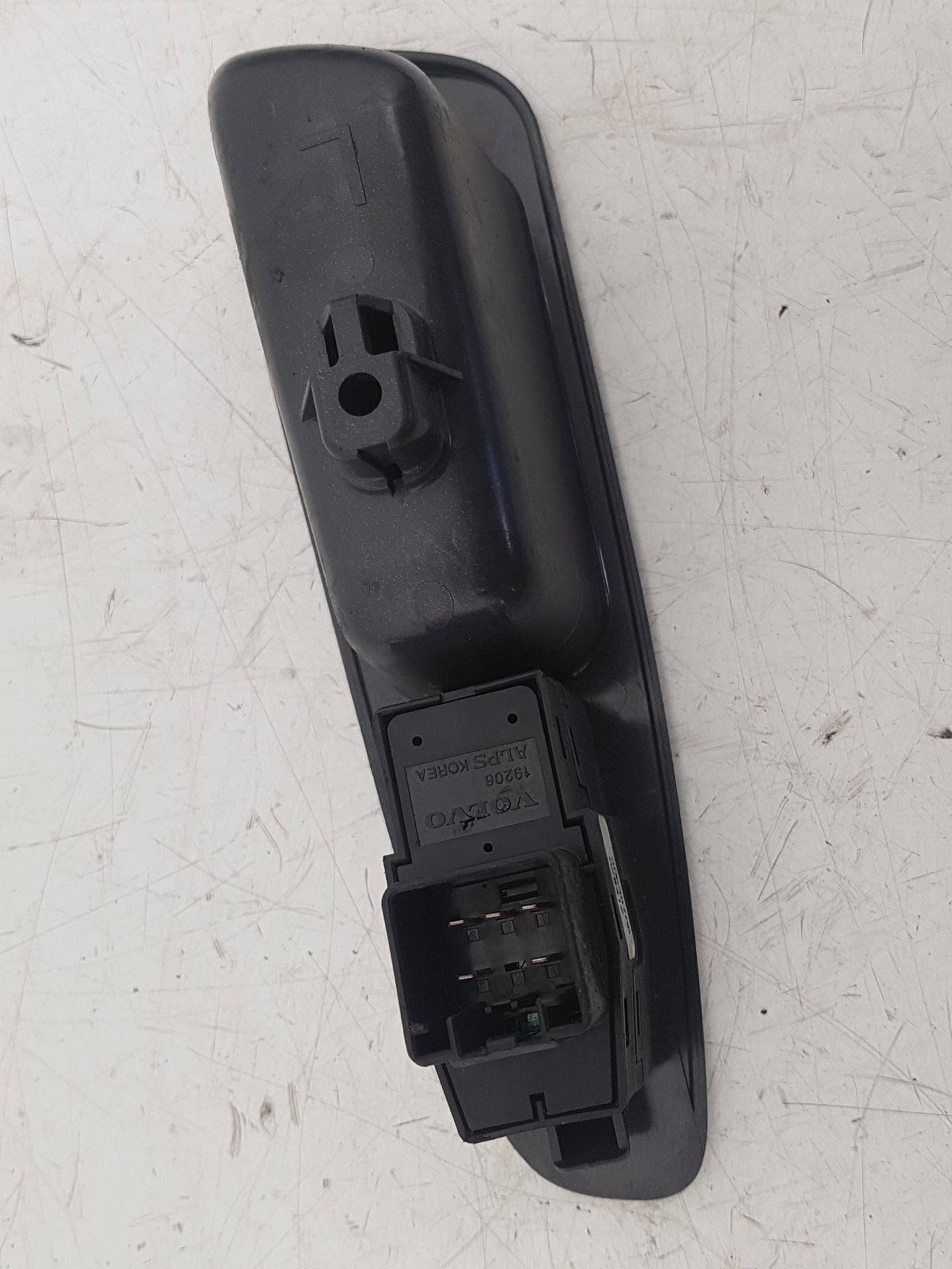 2000 - 2004 Volvo V40  Estate Left Front Window Switch 30638706