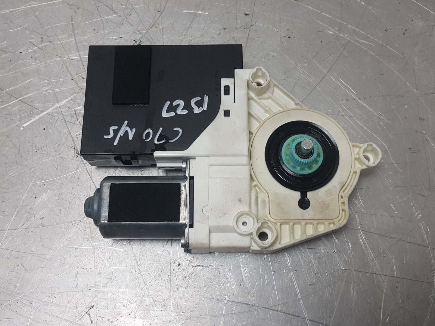 2007 Volvo C70  Convertible WINDOW REG MOTOR (PASSENGER SIDE FRONT) 30784100