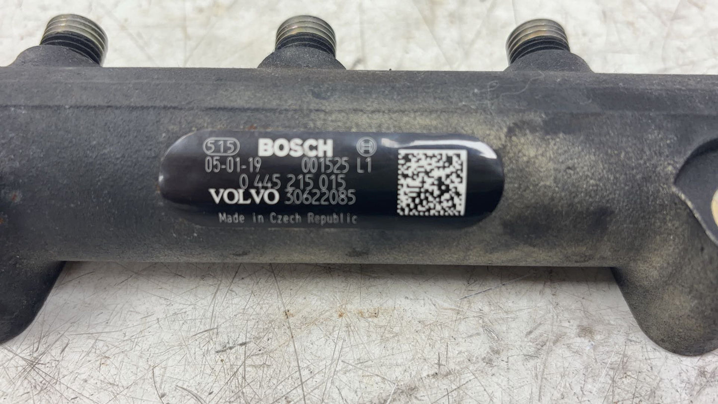 2011 - 2014 Volvo XC90  Estate Injection Rail 30622085