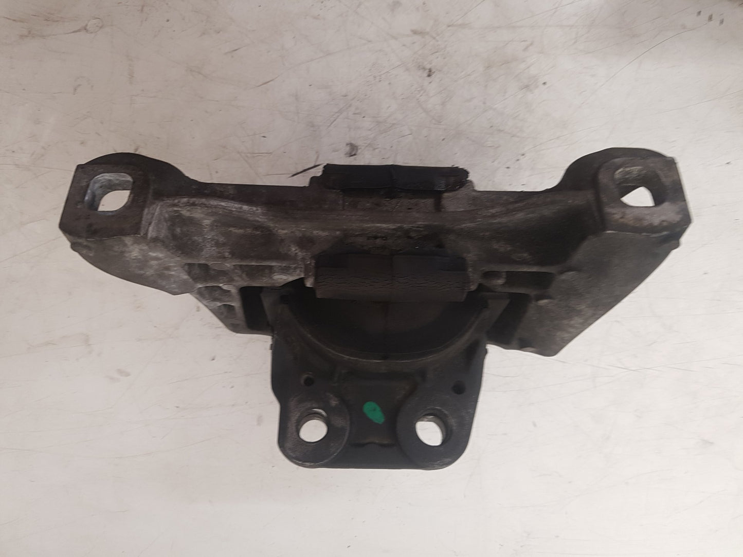 2006 - 2012 Volvo C30  Hatchback Engine Mount