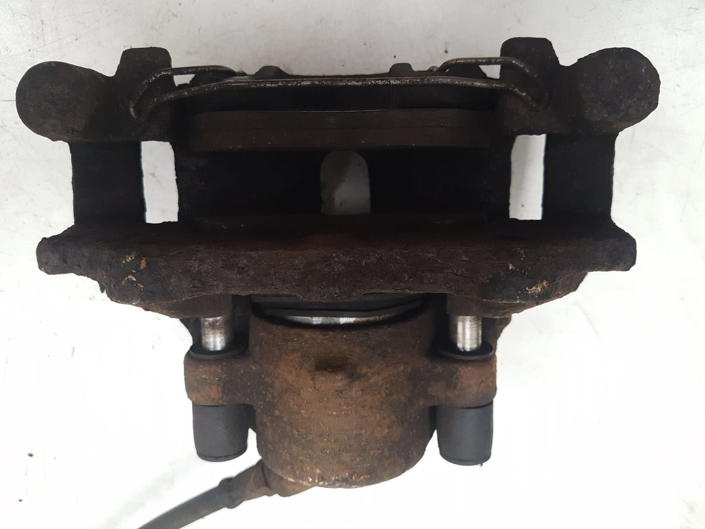 1992 - 1997 Volvo 850  Estate Right Front Caliper 3516841