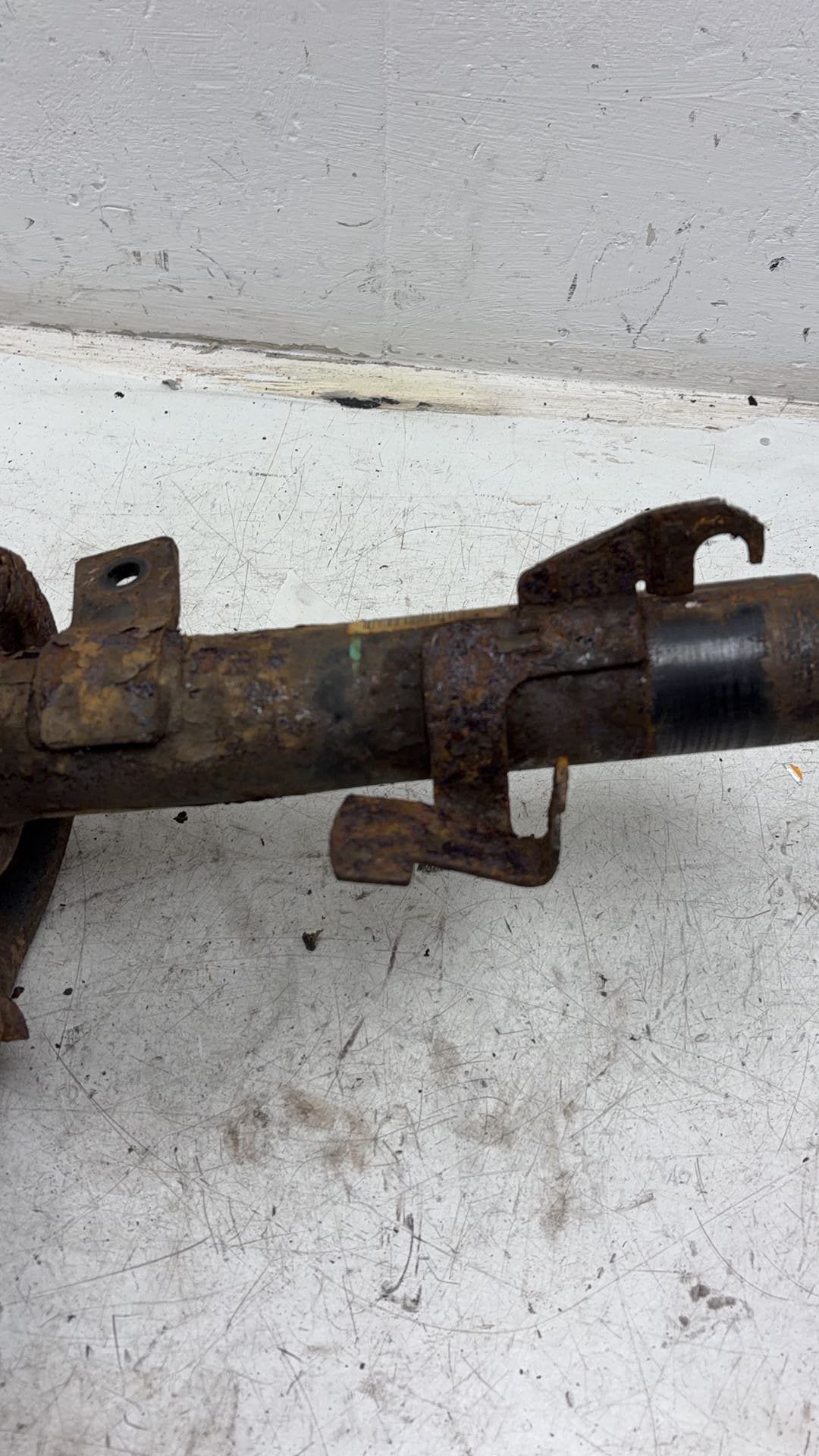 2004 - 2012 Volvo V50   Estate Right Front Shock Absorber 31277605