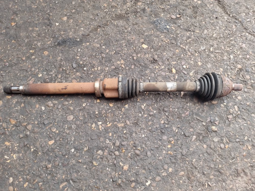 2004 - 2009 Volvo C30  Hatchback DRIVESHAFT - DRIVER FRONT (MANUAL) 31256933