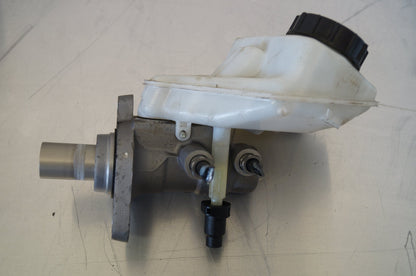 2012 Volvo V60   Brake Master Cylinder 36010082