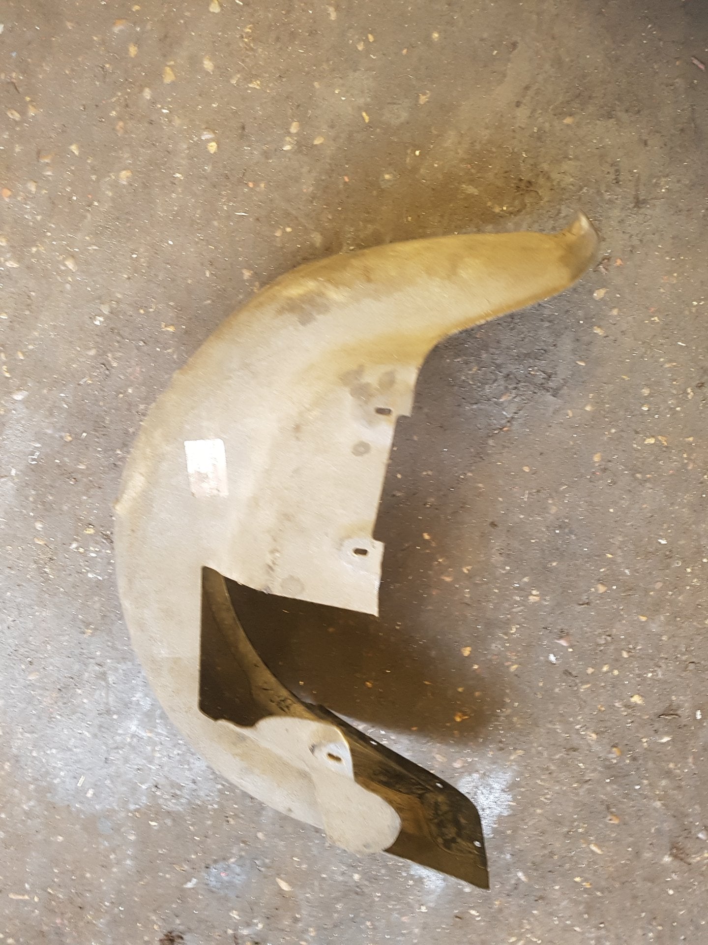 2007 - 2012 Volvo XC70  Estate WHEEL ARCH LINER (DRIVERS SIDE REAR)