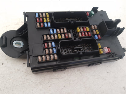 2017 - 2025 Volvo V90 235, 236 Estate Interior Fuse Box 31682732
