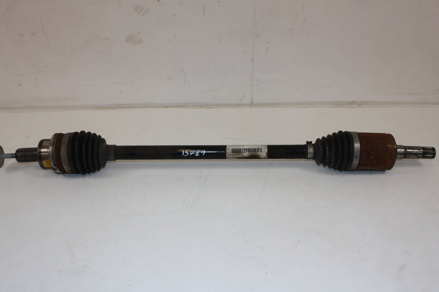 2014 - 2016 Volvo XC70   Right Rear Drive Axle 31325135