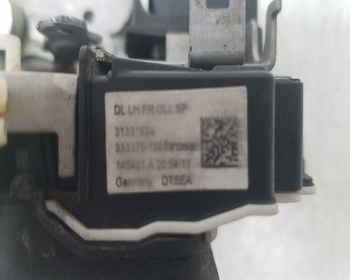 2012 - 2016 Volvo V40  Hatchback Left Front Central Locking Solenoid 31391824