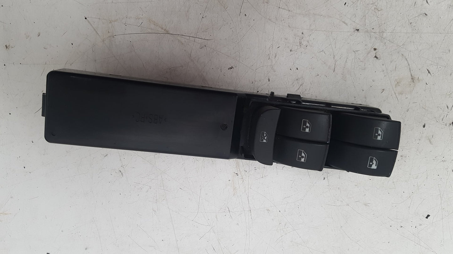 2007 - 2015 Saab 9-3  Estate Right Front Window Switch 12772024