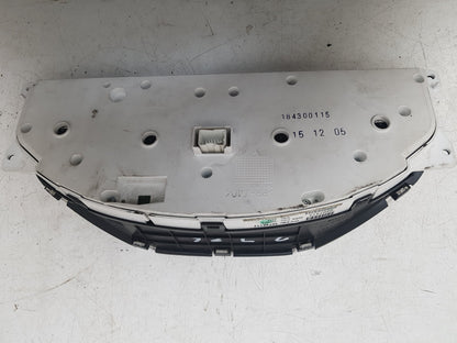 2004 - 2007 Volvo XC70  Estate Instrument Cluster 30746111