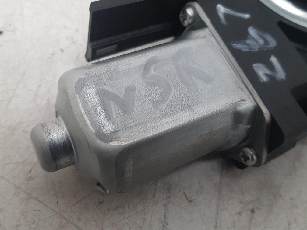 2007 - 2015 Volvo V70  Estate WINDOW REG MOTOR (PASSENGER SIDE REAR) 30699647
