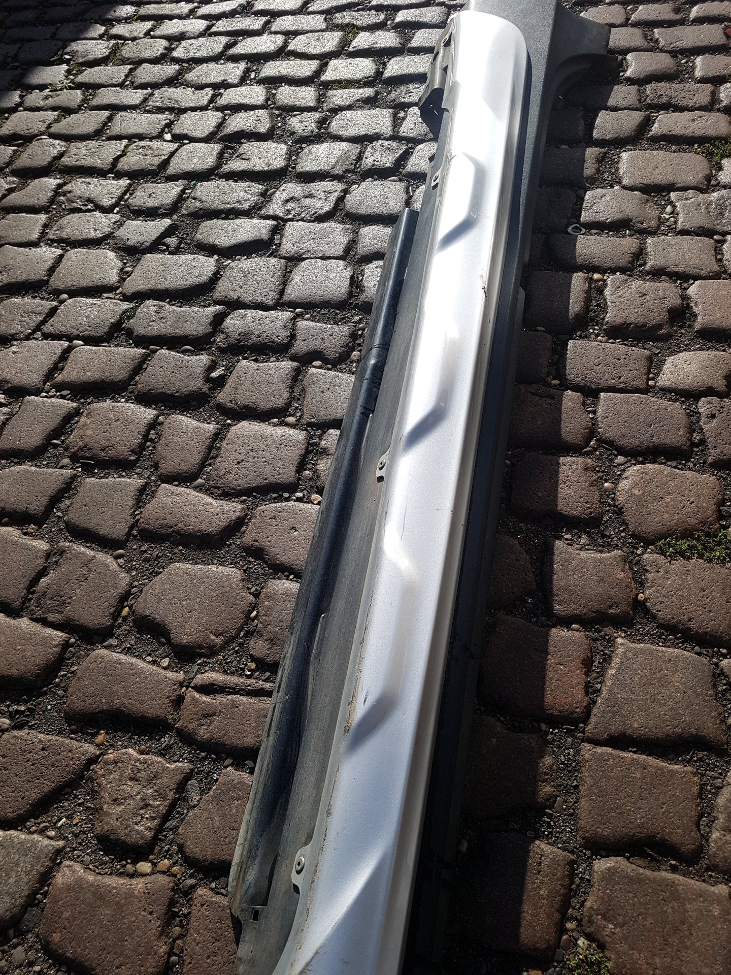 2015 - 2019 Volvo V40 Cross Country  Hatchback Left Side Skirt