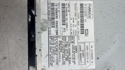 2004 - 2007 Volvo XC70  Estate CD PLAYER (SINGLE CD) 31285836