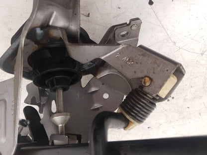 2013 - 2016 Volvo V40 III 525 Hatchback Clutch Pedal 31381272