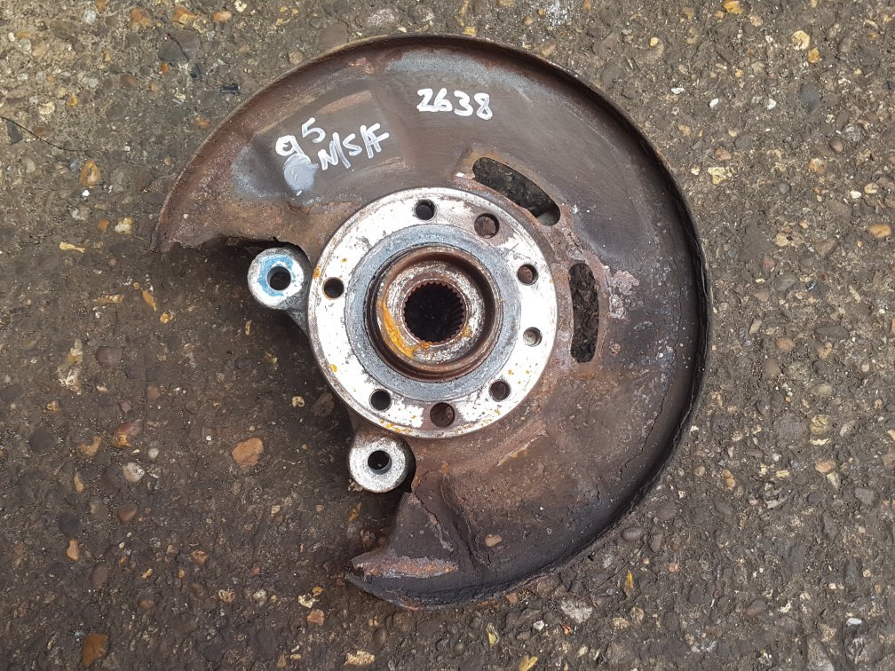 2001 - 2009 Saab 9-5  Saloon Left Front Hub Assembly