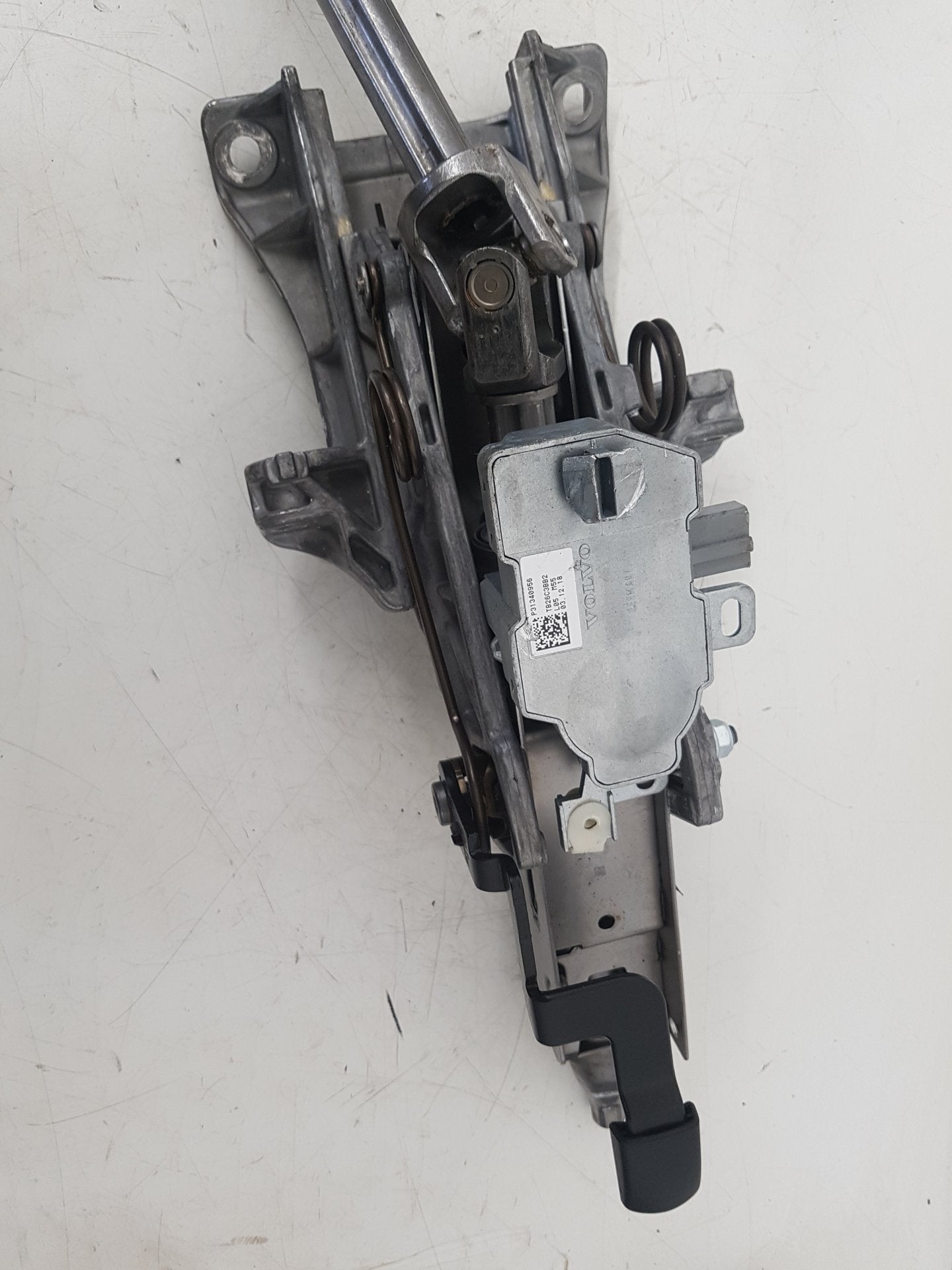 2015 - 2019 Volvo V40 Cross Country  Hatchback Steering Column 31429463