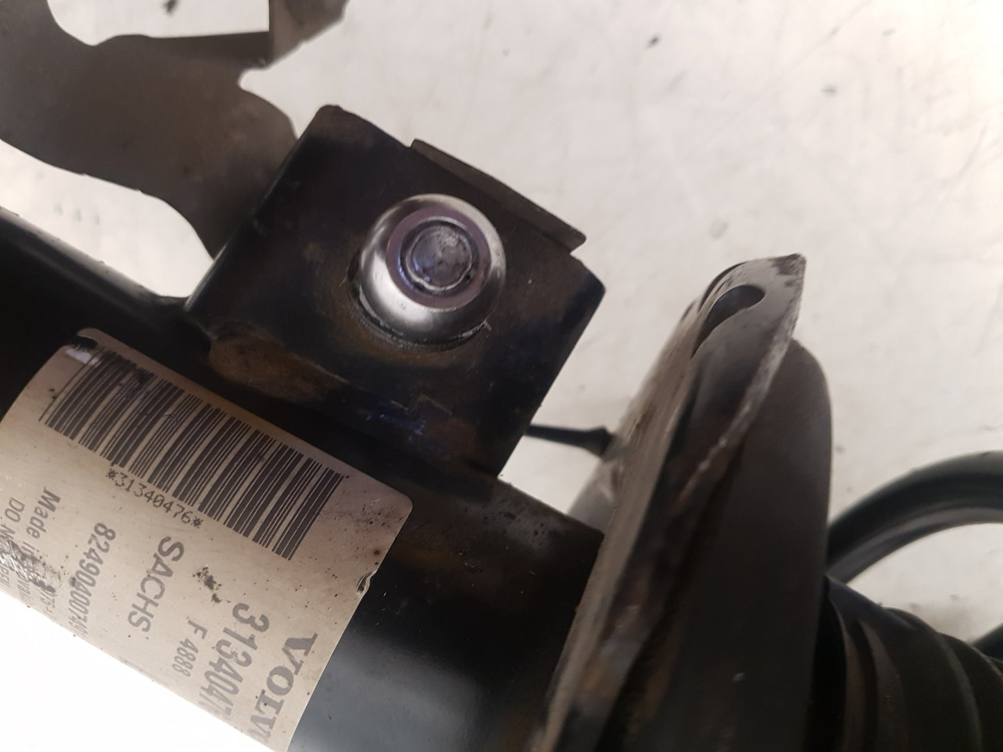 2008 - 2013 Volvo XC60 I 156 Estate Left Front Shock Absorber 31340476