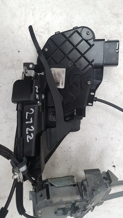 2006 Volvo C70  Convertible Left Front Door Lock Actuator 31416681