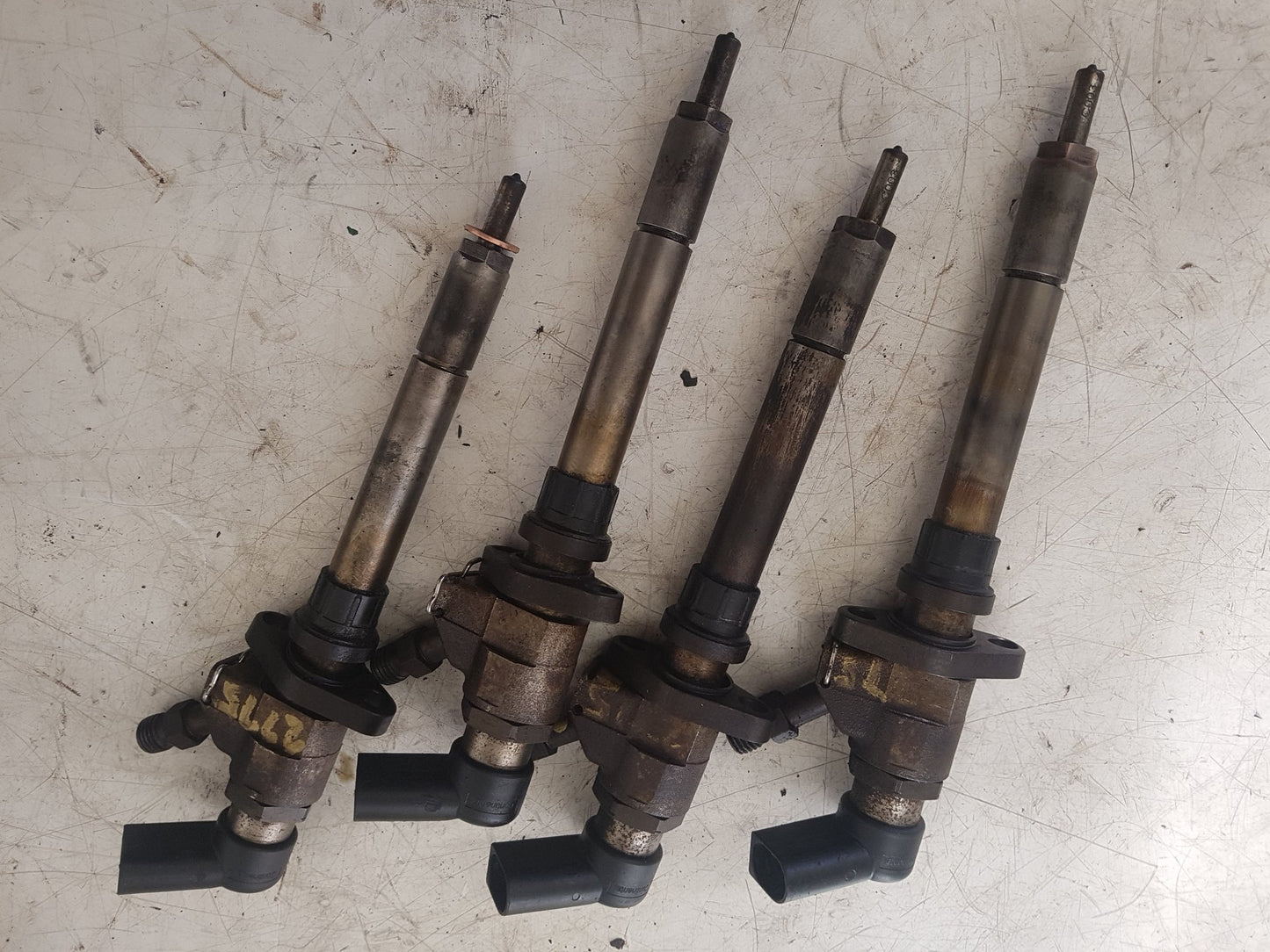 2008 - 2016 Volvo V70  Estate INJECTOR (DIESEL) SET