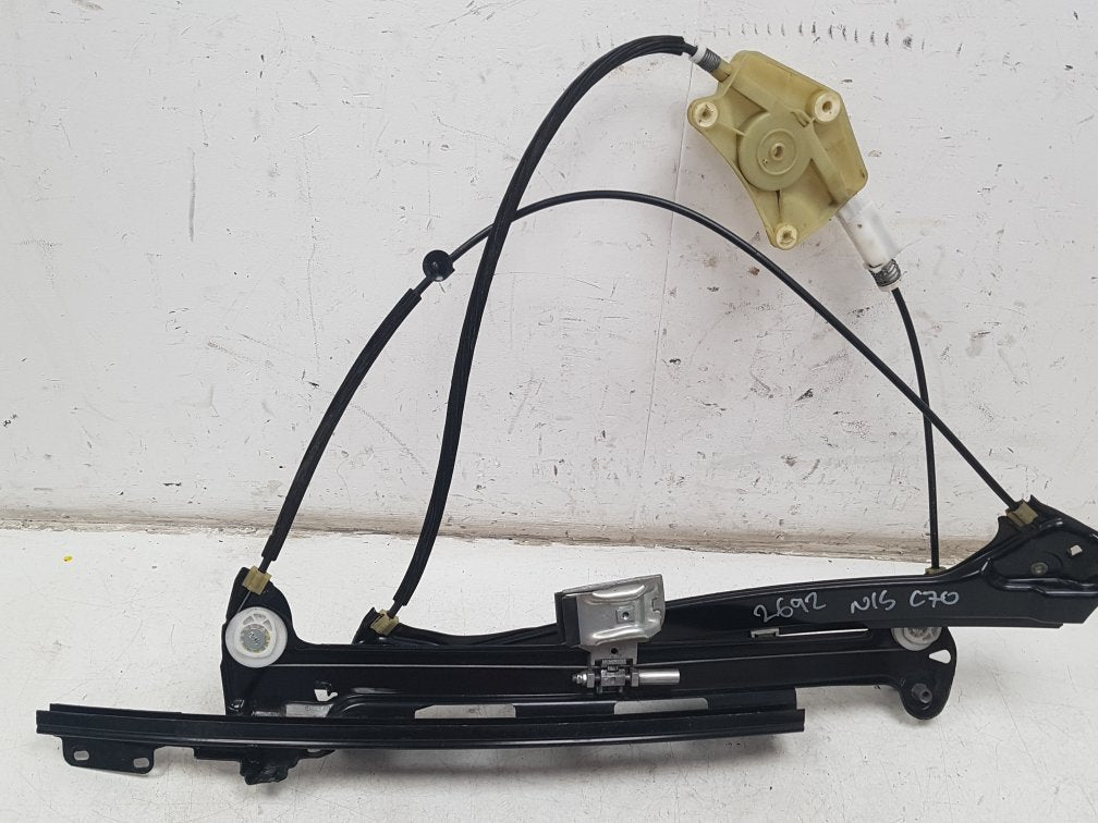 2006 - 2012 Volvo C70  Convertible WINDOW REGULATOR/MECH ELECTRIC  (FRONT PASSENGER SIDE) 30633660