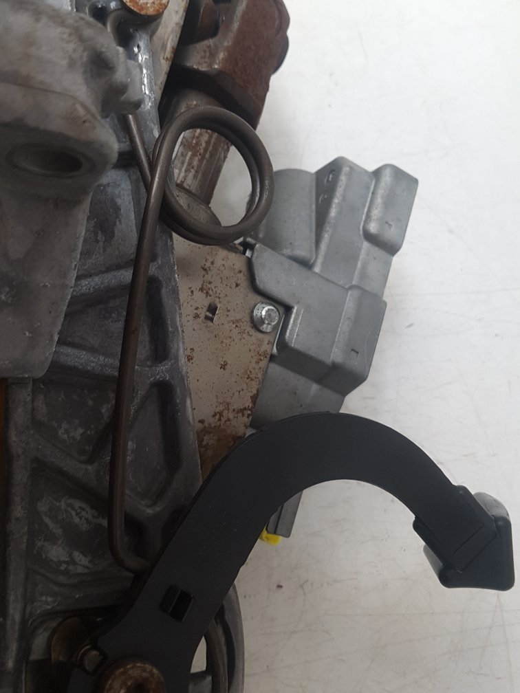 2009 - 2016 Volvo XC60  Estate Steering Column 31275025