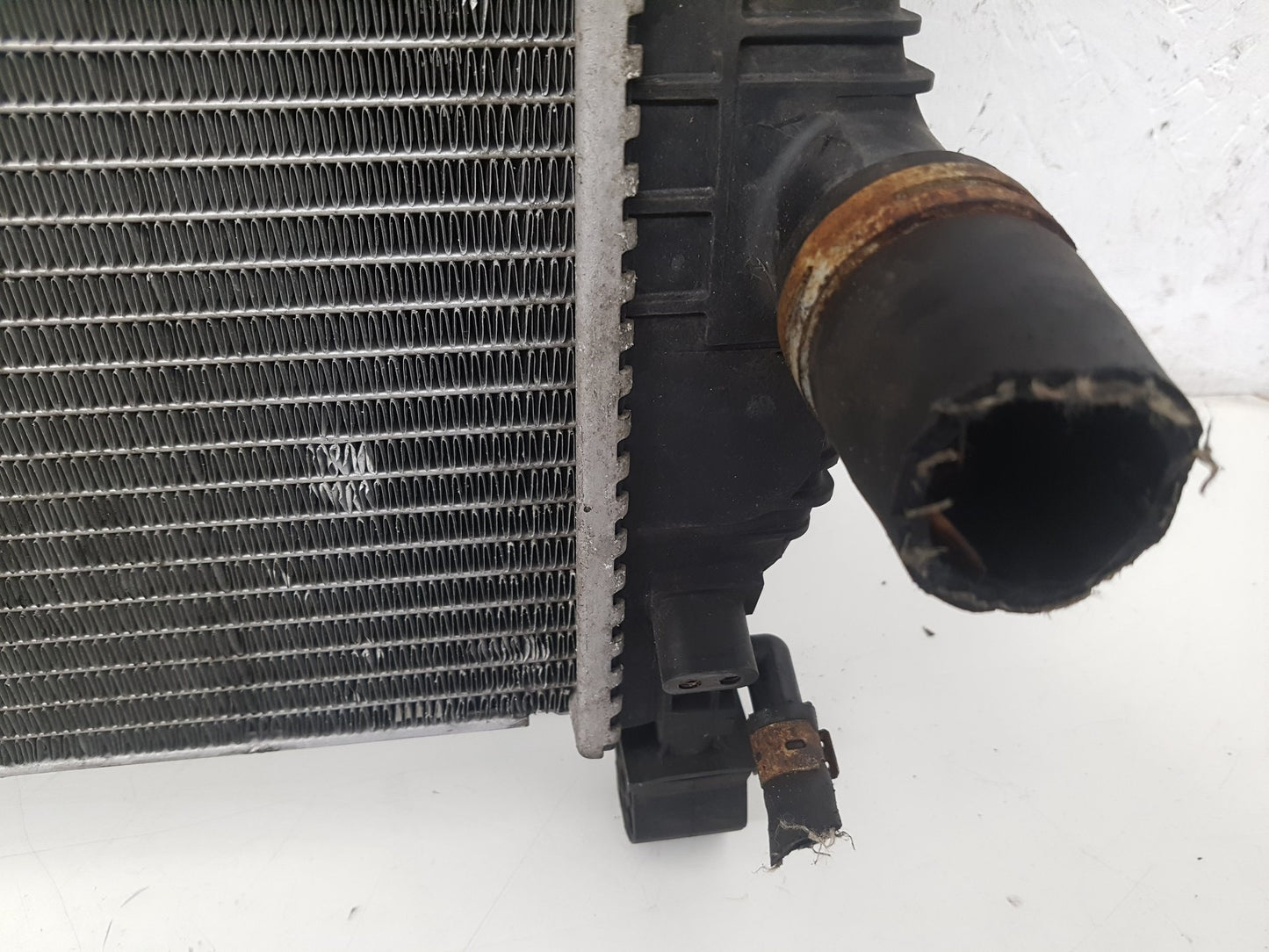 2007 - 2015 Saab 9-3  Estate RADIATOR (MANUAL) (A/C CAR) 12775541