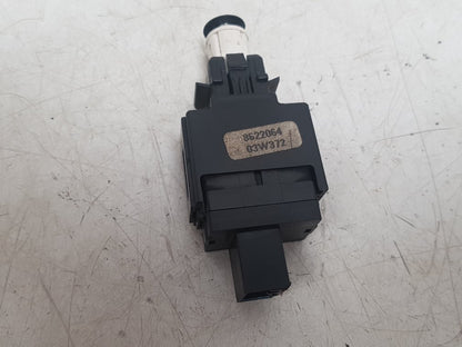 2000 - 2007 Volvo V70  Estate Brake Light Switch 862220