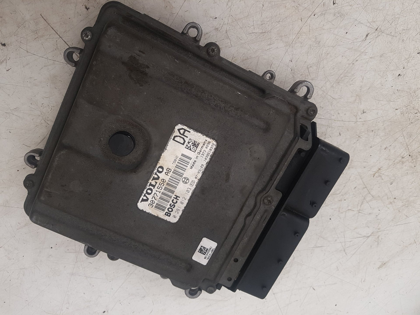 2008 - 2016 Volvo XC70 III 136 Estate Engine ECU 30771550