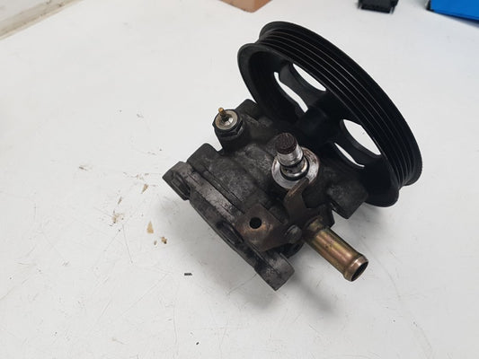1998 - 2004 Volvo V40  Estate Power Steering Pump 8251733