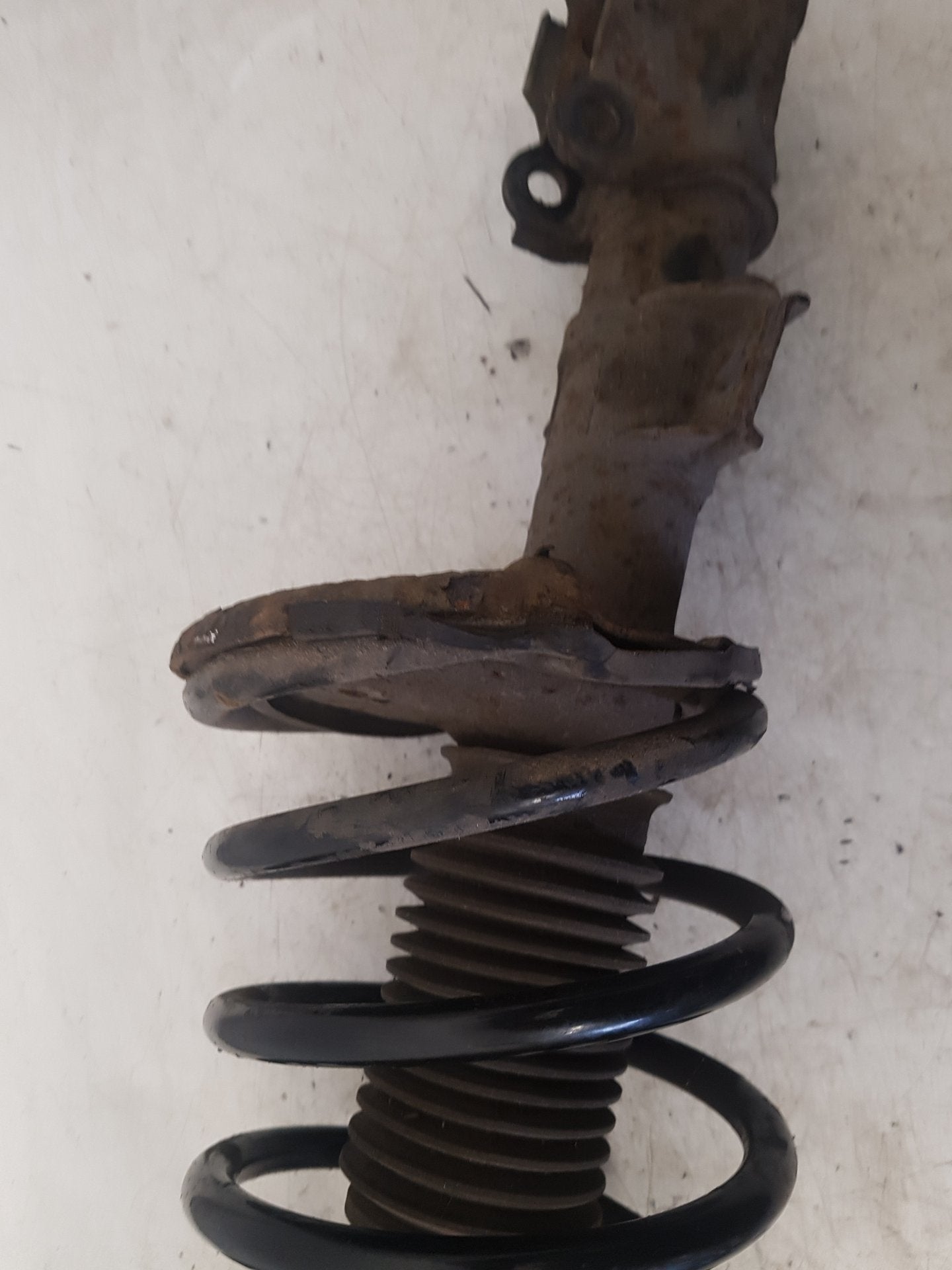 2007 Volvo V70  Estate Left Front Shock Absorber 30760125