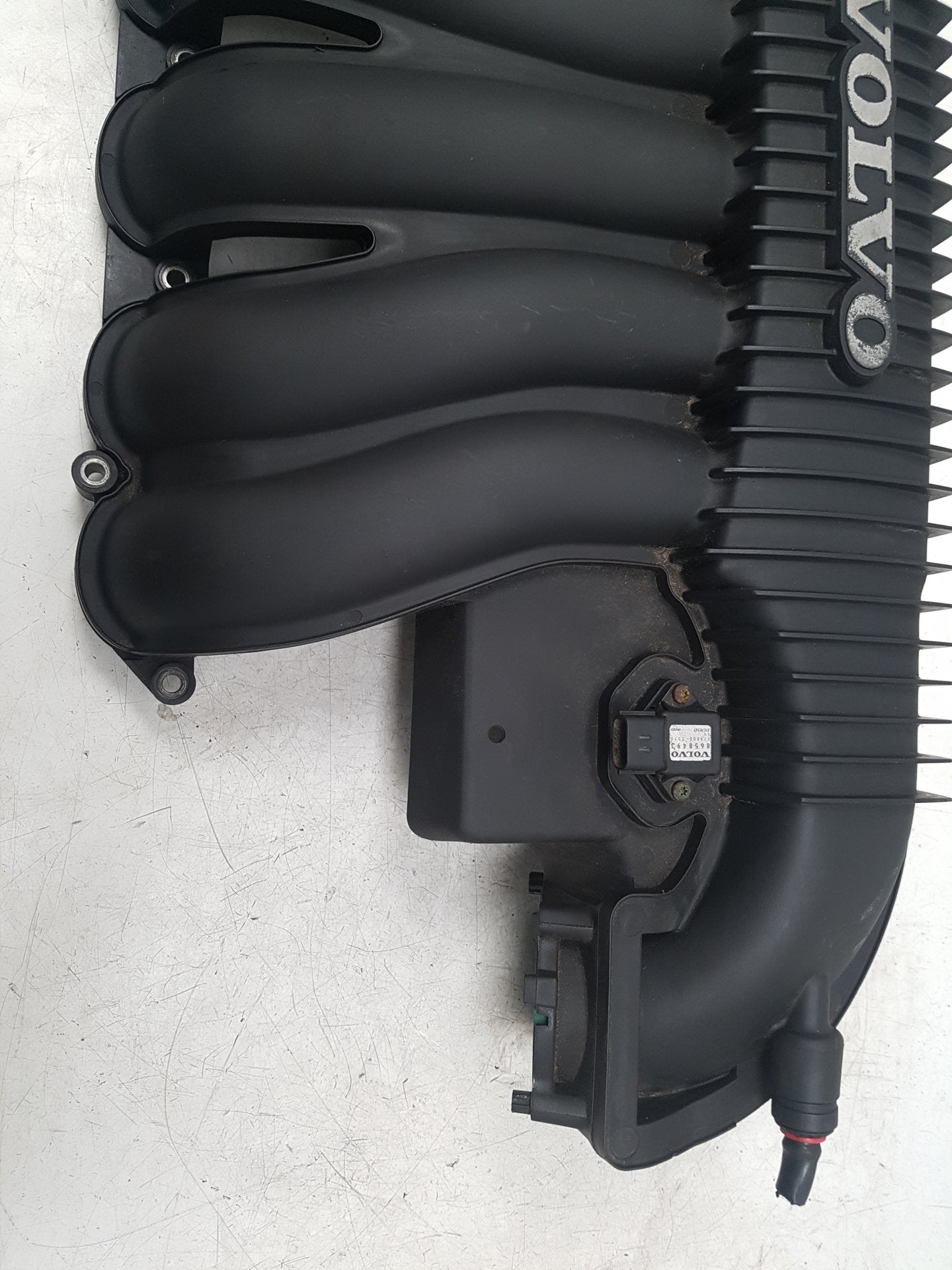 2007 Volvo C70  Convertible Intake Manifold 30650185