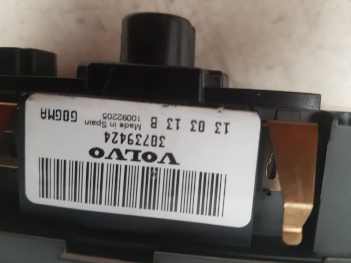 2013 Volvo V40  Hatchback Headlight Switch 30739424