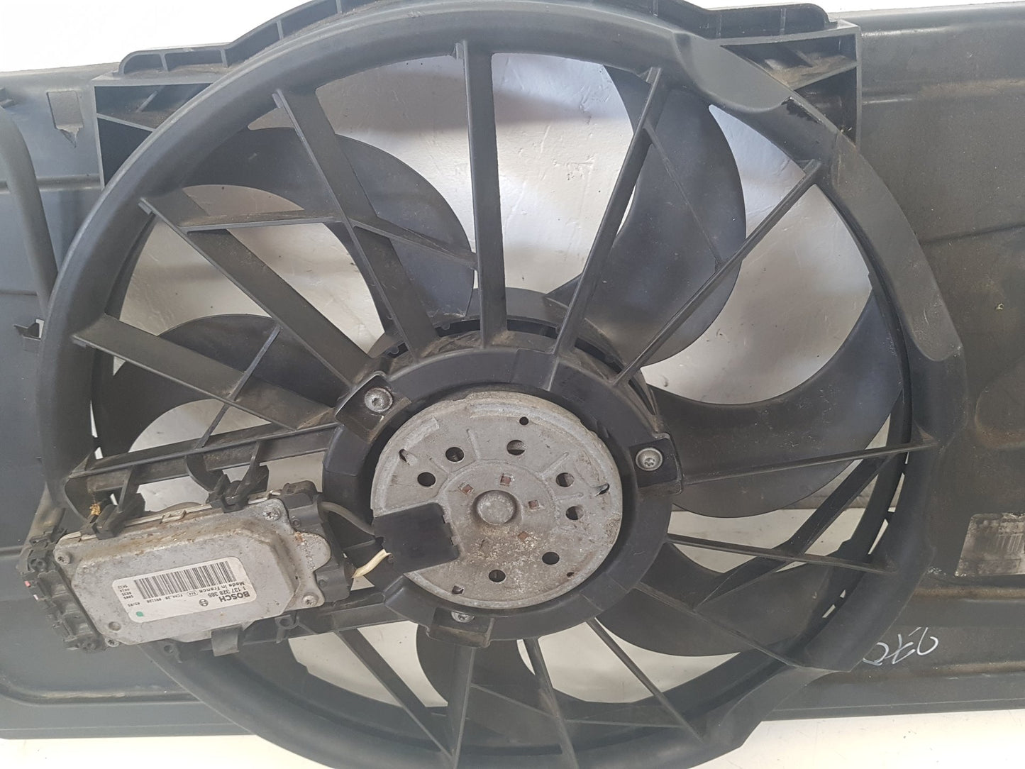 2008 - 2009 Volvo C70  Convertible RADIATOR FAN & COWLING (A/C CAR) 3M5H8C607UH