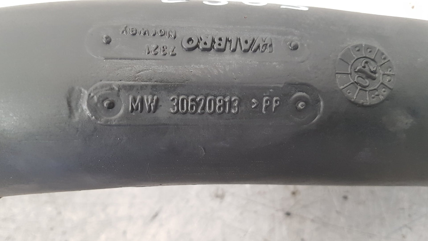 2001 - 2004 Volvo V40  Estate Intercooler Pipe 30620813
