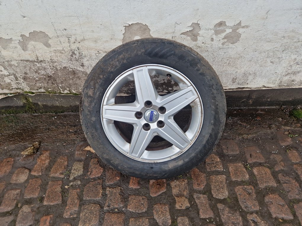 2005 - 2012 Volvo S40  Saloon Alloy Wheel 30671413  16 CERYX