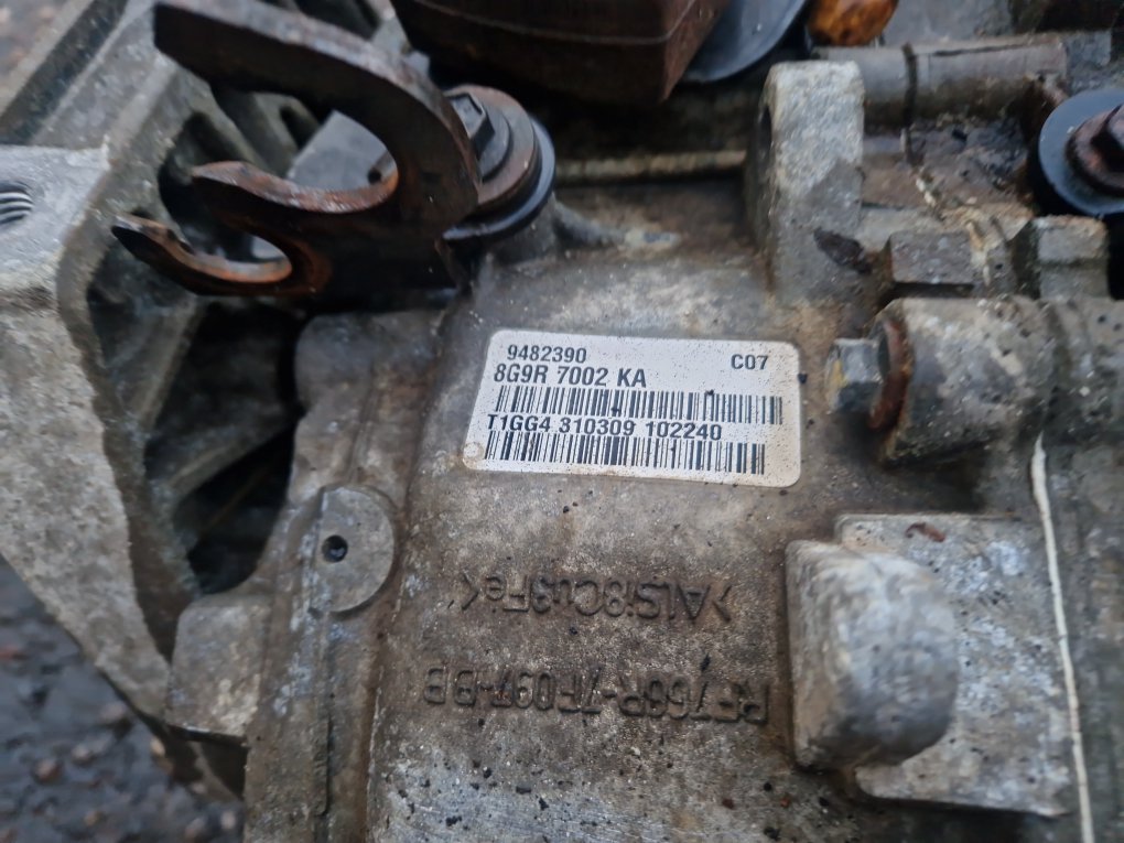 2009 - 2015 Volvo XC60  Estate Manual Gearbox 9482390