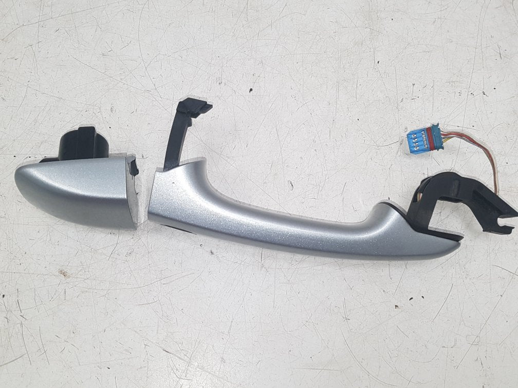 2008 - 2016 Volvo XC60  Estate DOOR HANDLE - OUTSIDE (REAR PASSENGER SIDE) 30753786