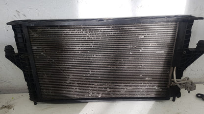 2007 - 2013 Volvo C70  Convertible Radiator 3M51-8005 DB