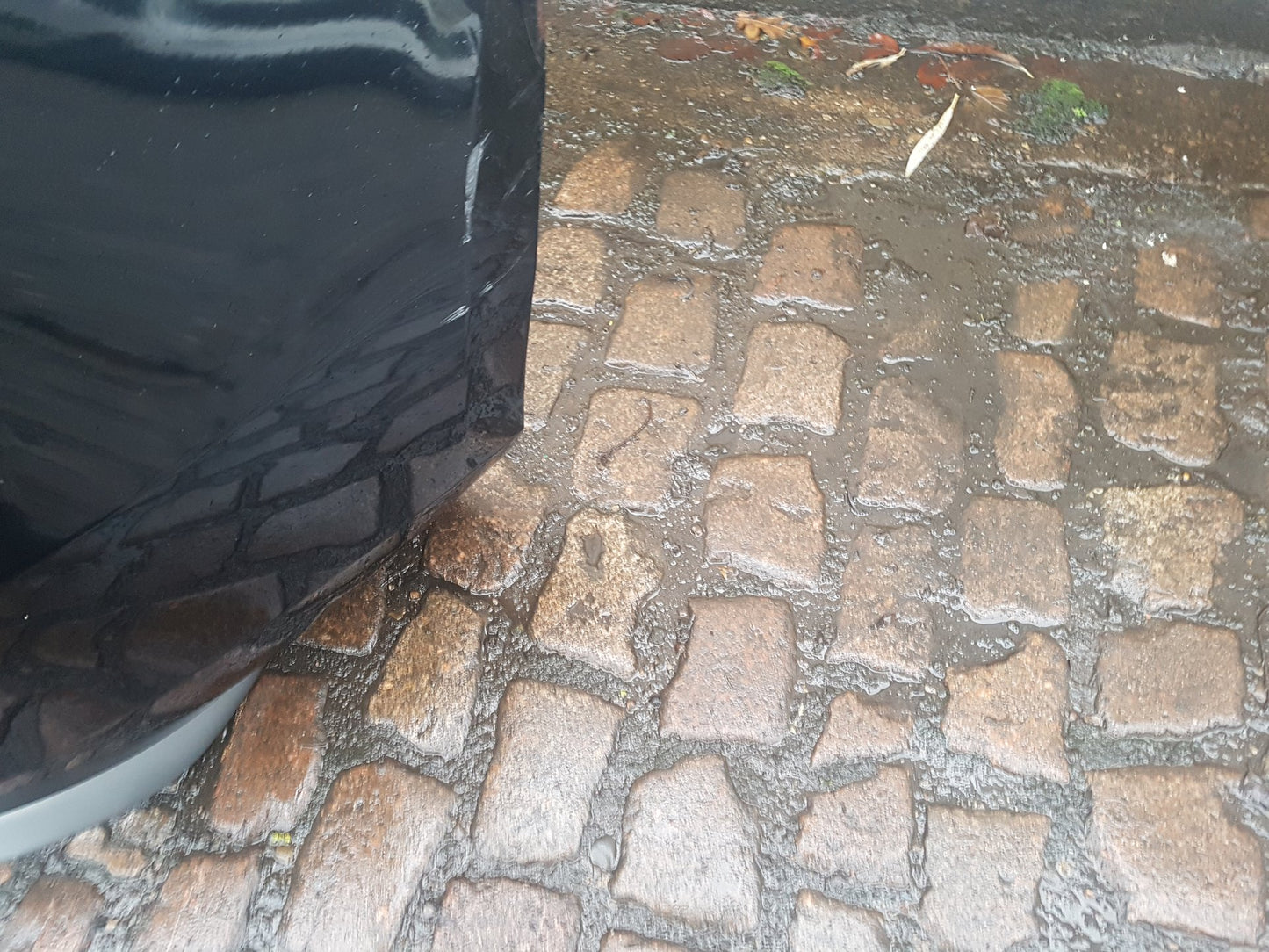 2012 - 2016 Volvo V40  Hatchback Rear Bumper