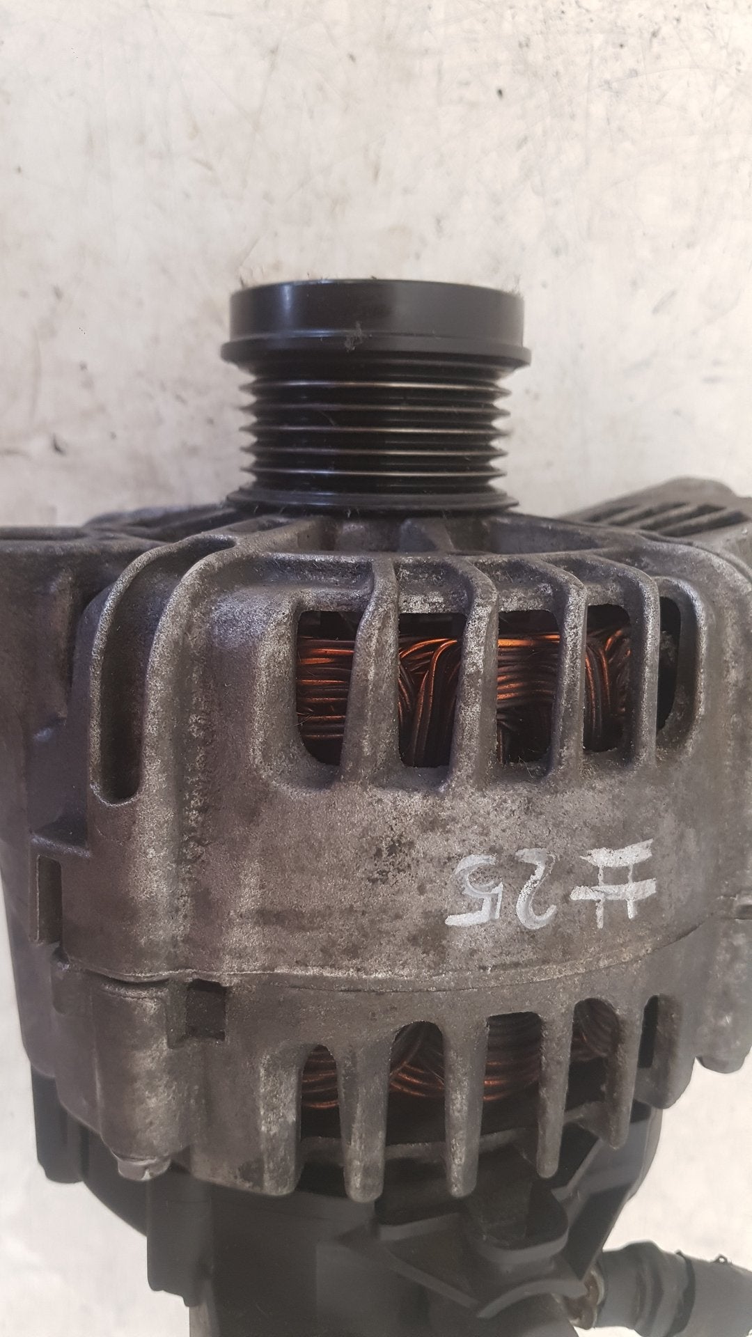Volvo V40 T2 Alternator 2015 30644798 Series 525 526 B4164T4 VRAC Grade A