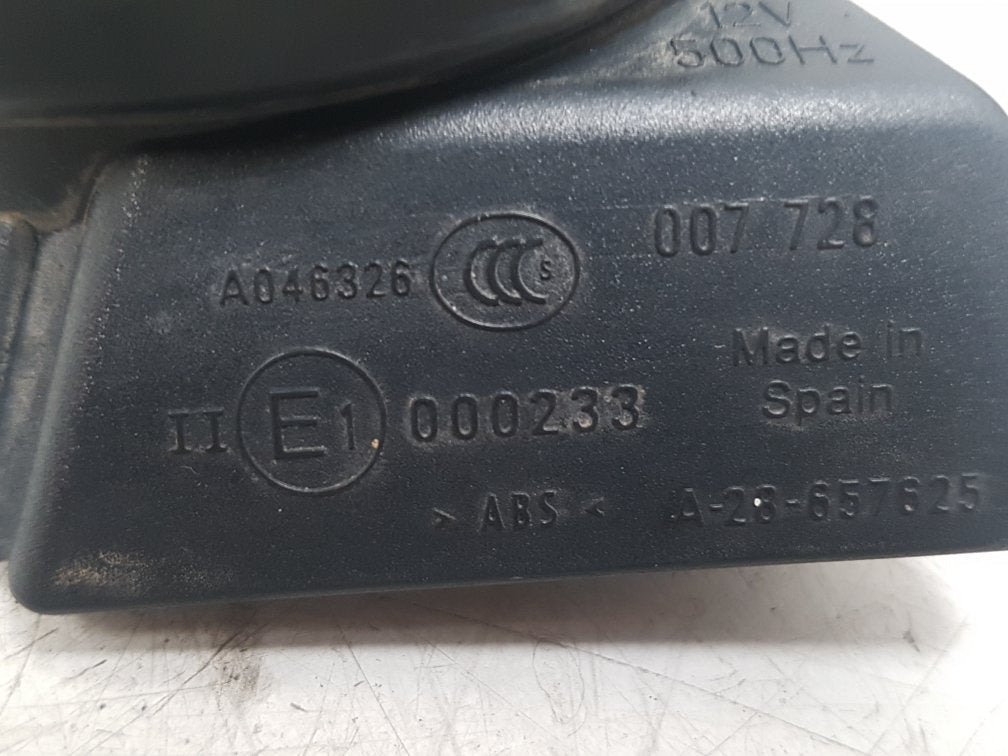 2005 - 2015 Saab 9-3  Estate Horn 13253740