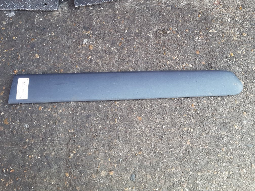 2004 - 2007 Volvo XC70  Estate DOOR MODULING 30678040