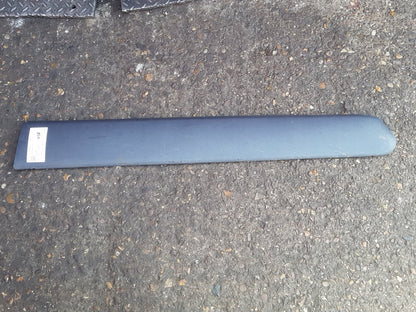 2004 - 2007 Volvo XC70  Estate DOOR MODULING 30678040