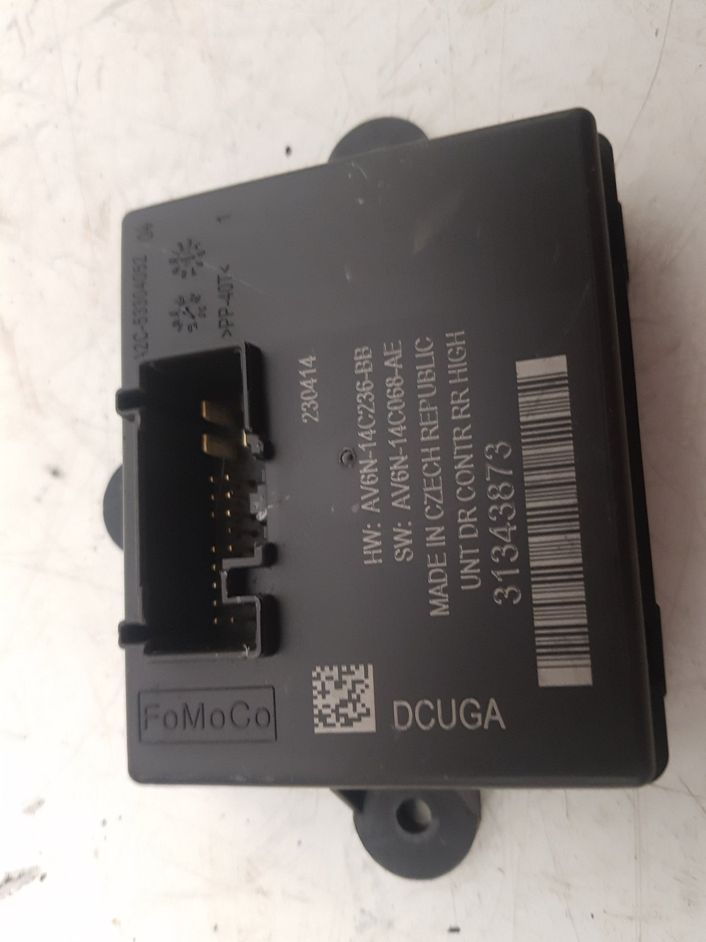 2012 - 2015 Volvo V40  Hatchback Door Control Module 31343873