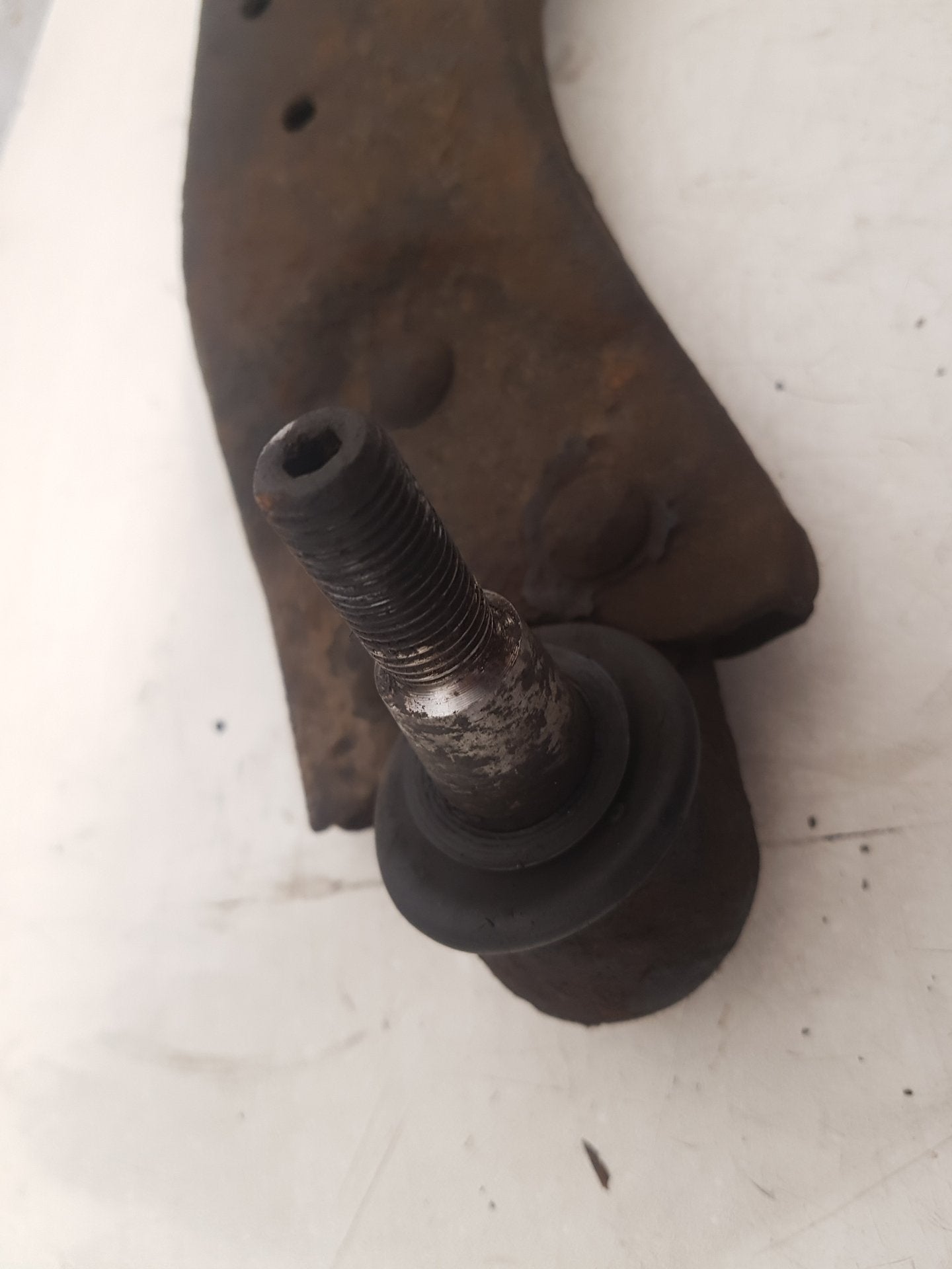 2010 - 2015 Volvo S80 II 124 Saloon Left Front Lower Control Arm 31429321